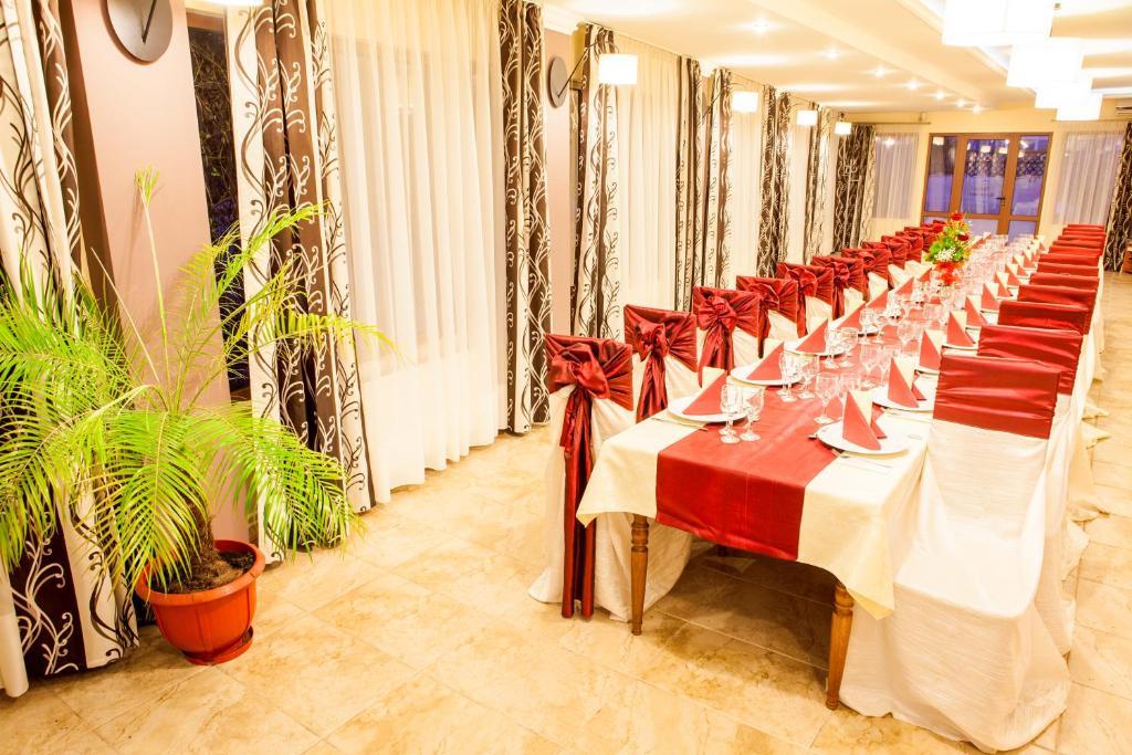 Hotel Darina Târgu-Mureş 외부 사진